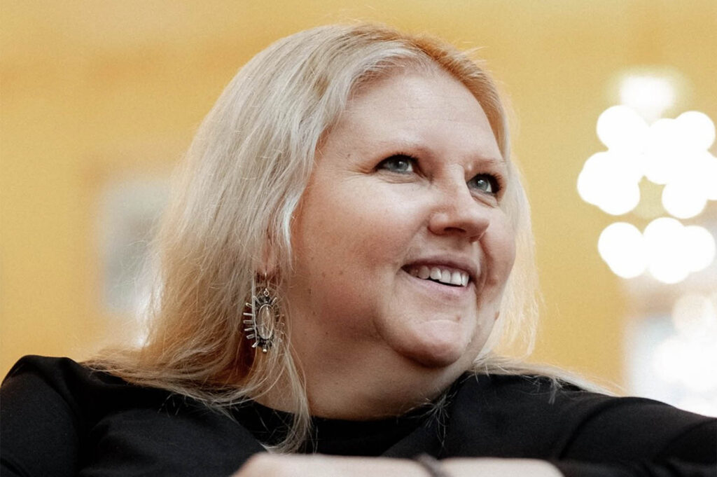 Teatrikriitik Helen Pärk. Fotograaf Triin Maasik.